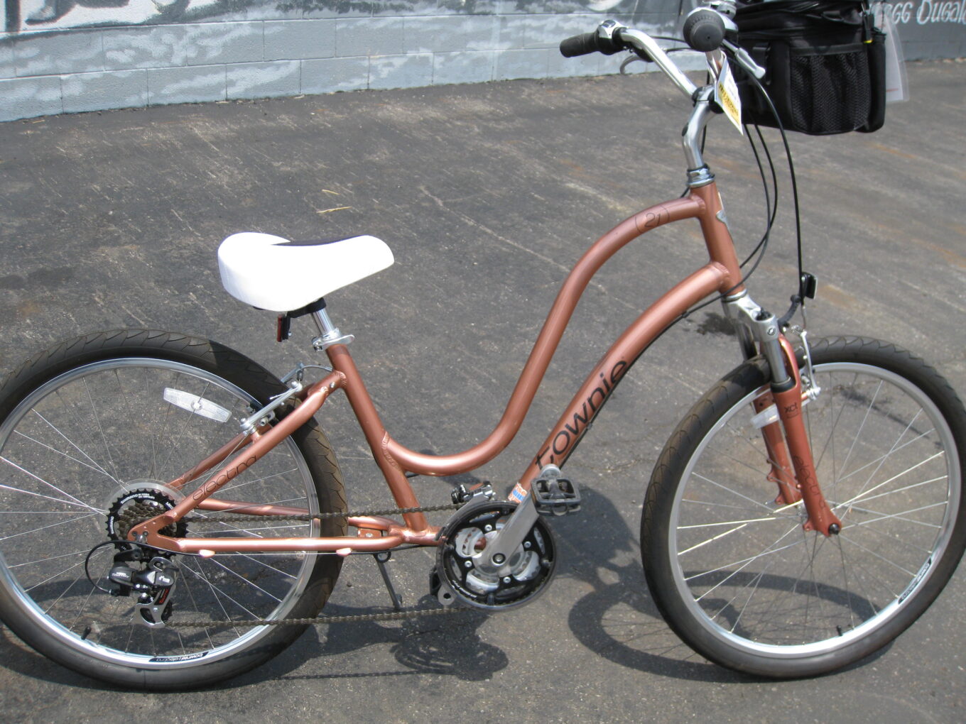 Electra Townie 21D Ladies Comfort Cruiser â Copper â Freshly Tuned â $500 â Life's a cycle, ride it!